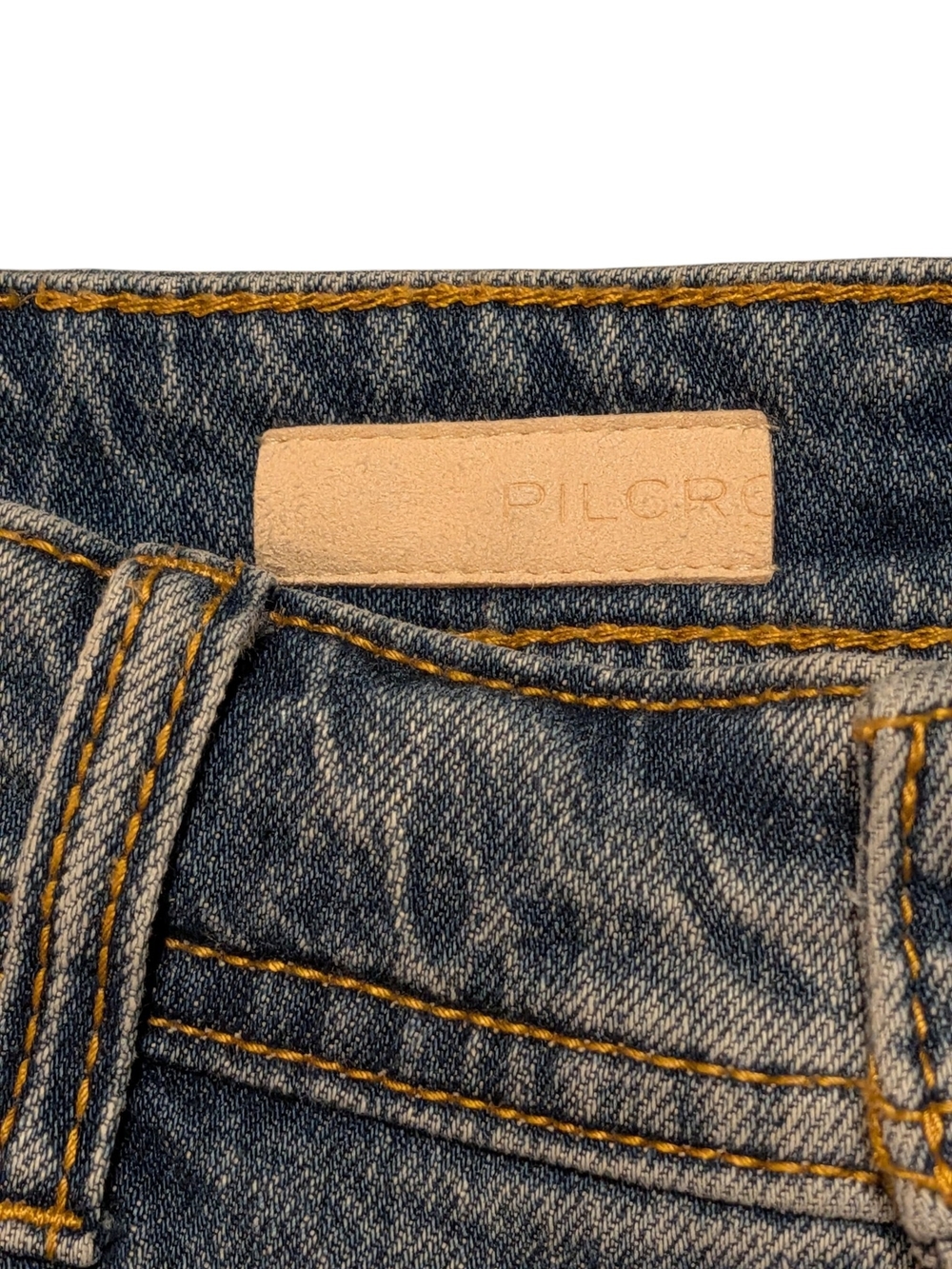 Pilcro Patch-Embellished Boyfriend Jeans in Blue - Picture 4 of 11